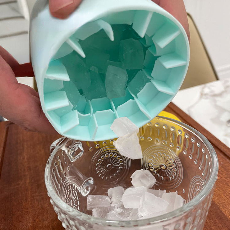 CoolSip™ - Silikon-Eiswürfelbereiter-Becher (50% RABATT)