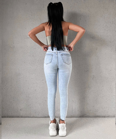 Skinny Jeans Pilar Hellblau